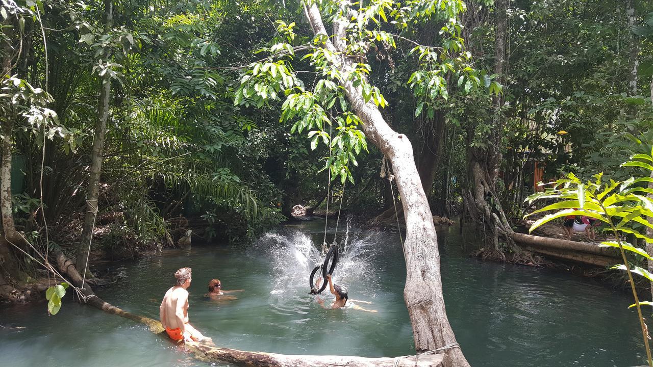 Отель Hug Rimtharn Ban Khao Klom Экстерьер фото