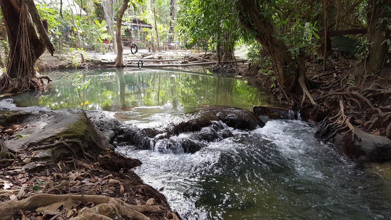 Отель Hug Rimtharn Ban Khao Klom Экстерьер фото
