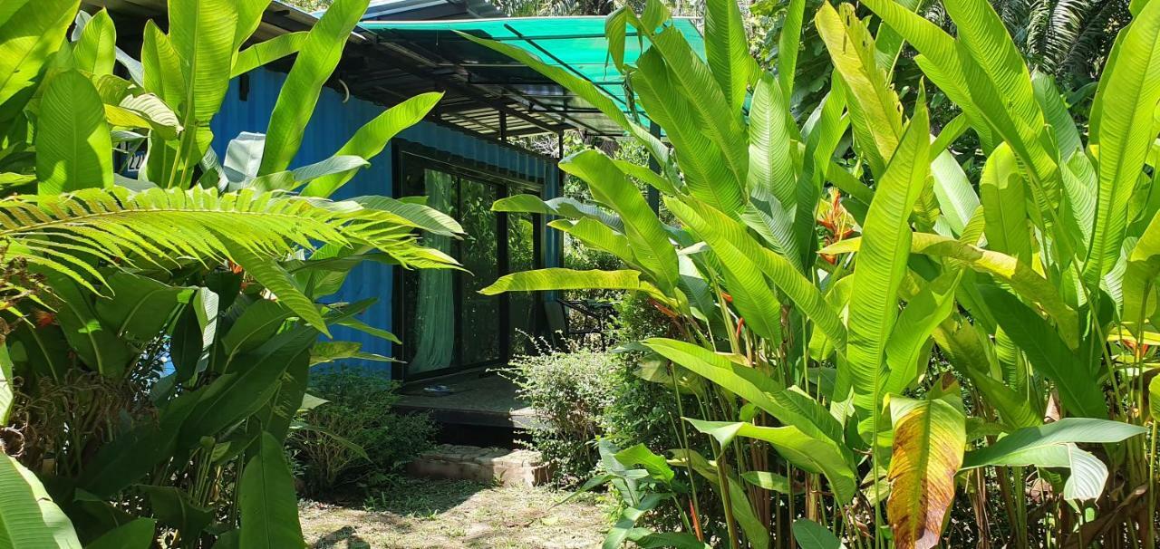 Отель Hug Rimtharn Ban Khao Klom Экстерьер фото