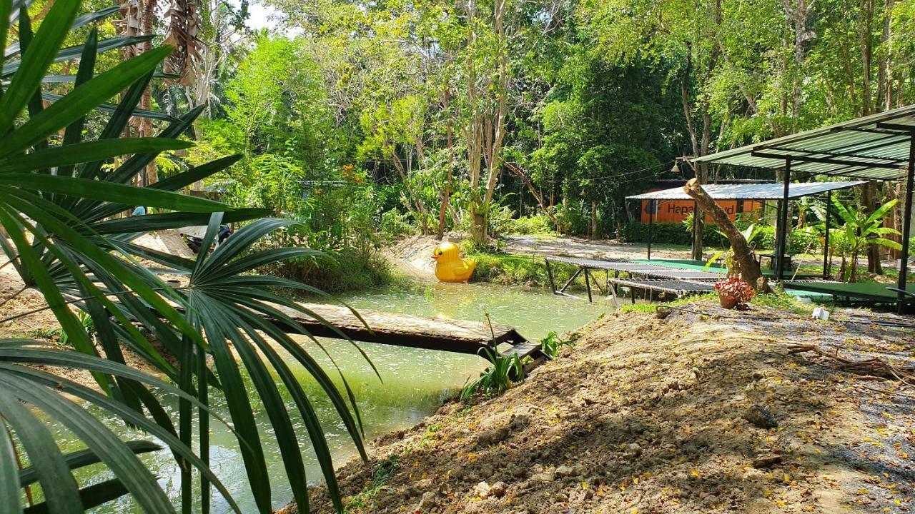 Отель Hug Rimtharn Ban Khao Klom Экстерьер фото
